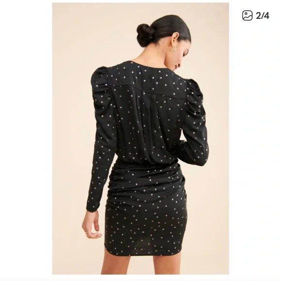 Elegant Black Star-Patterned Dress - Picture 2 of 4